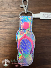 Load image into Gallery viewer, Flip Flop Keychain - Cobblestone Crafts
