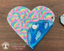 Load image into Gallery viewer, Heart Pouch - Cobblestone Crafts NH

